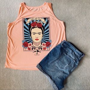 Torrid Frida Kahlo tank top size 3 Peach colored